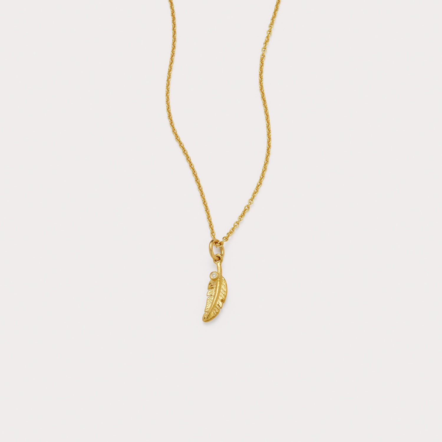 Vedhæng - Pocahontas mini i 18 kt guld med brillant