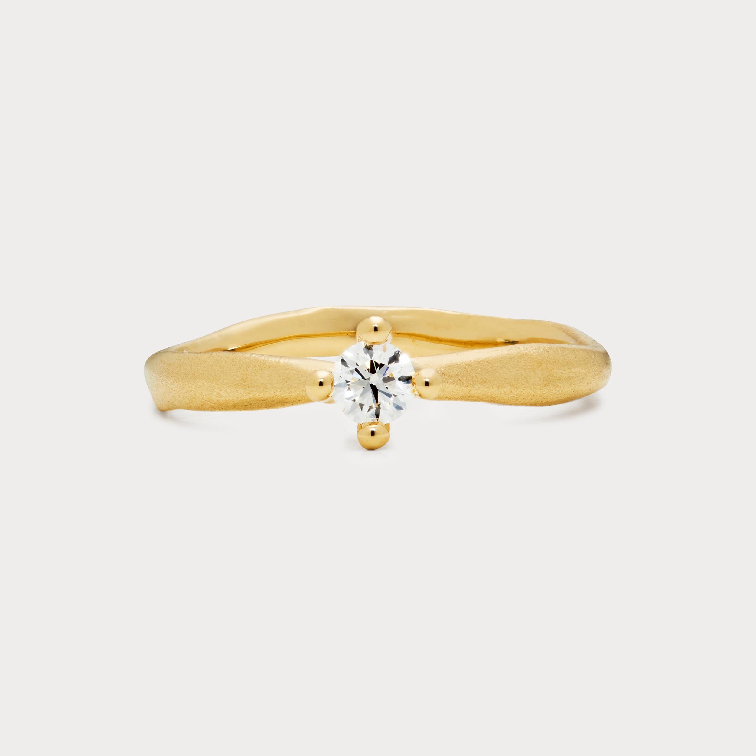 Ring - Fine med brillant