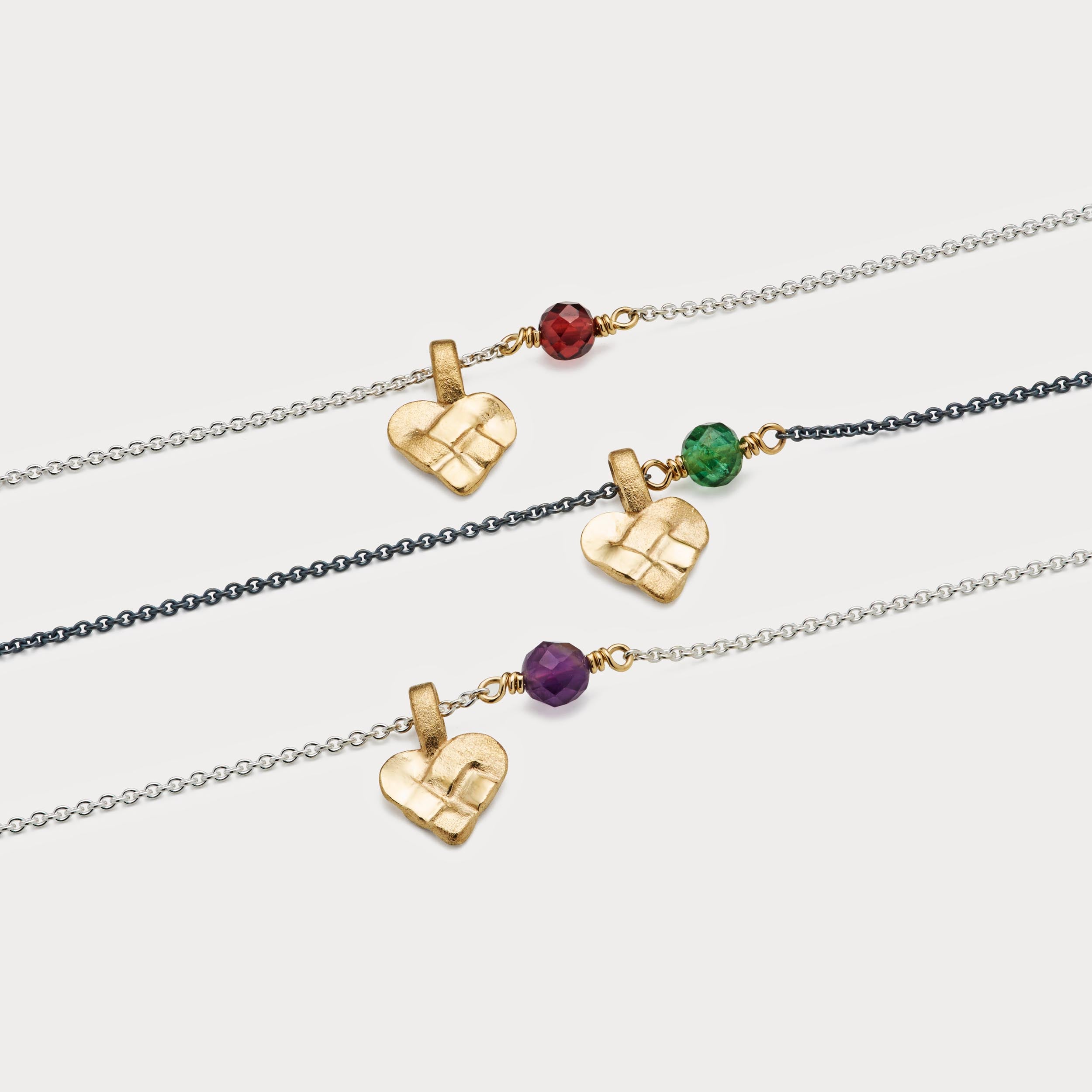 Vedhæng - Mini Julehjerte 18kt guld