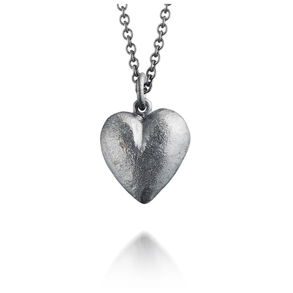 Dagmar hjerte i oxyderet sølv