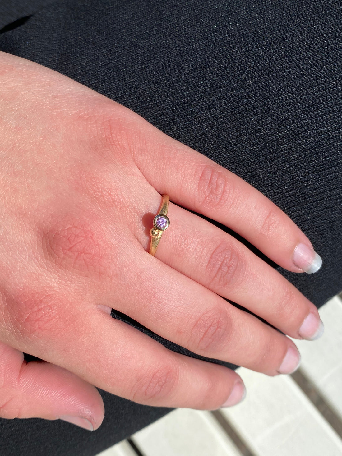 Ring - Organisk med safir