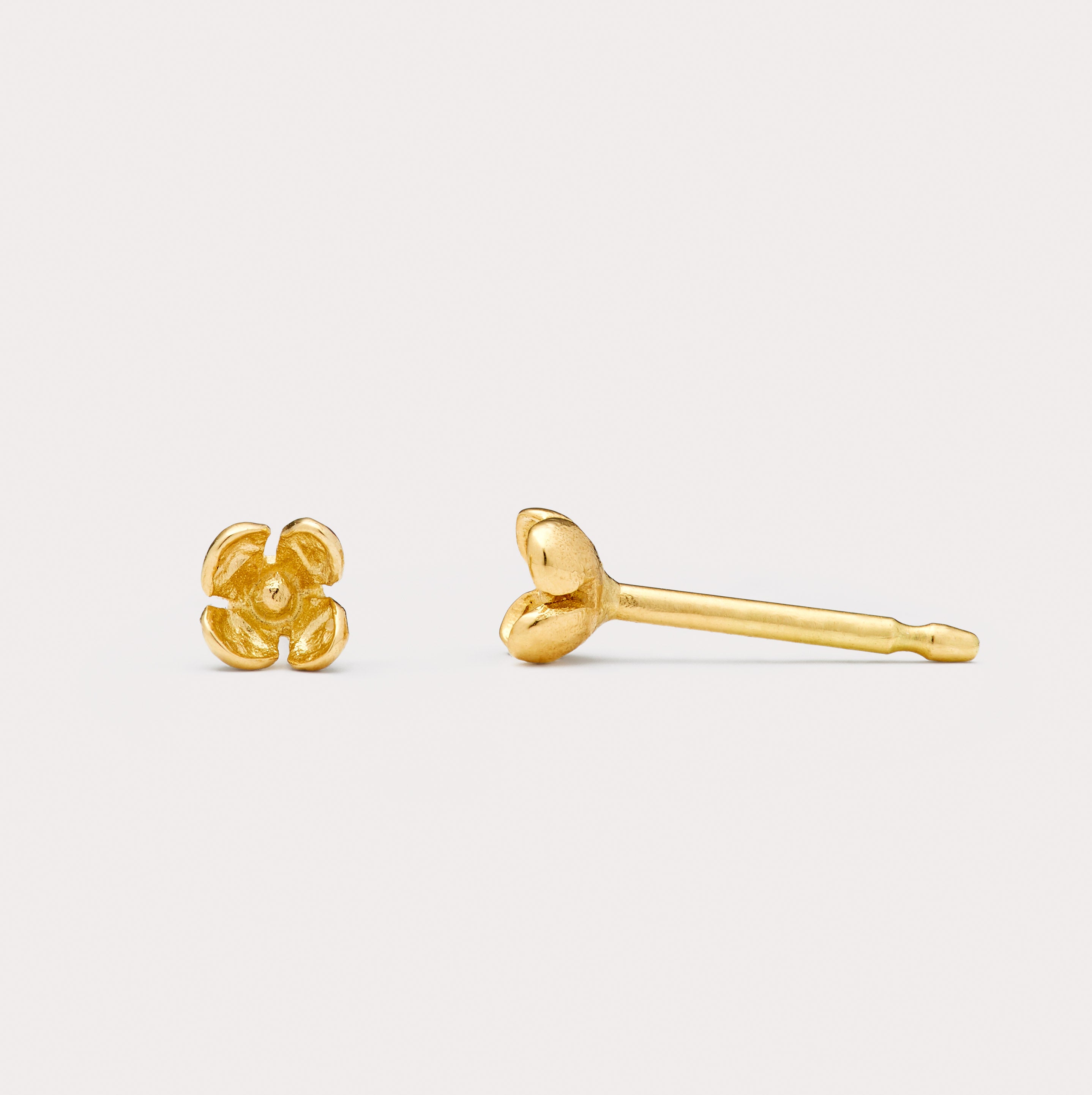Ørestikker - Buttercups 18 kt guld