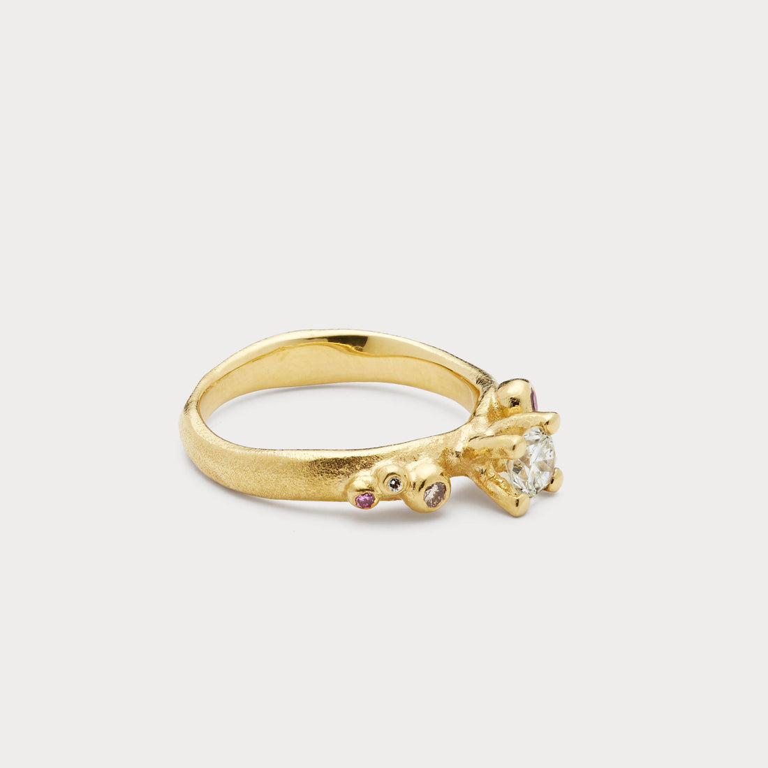Ring - Fine med bobler og brillanter 18 kt guld