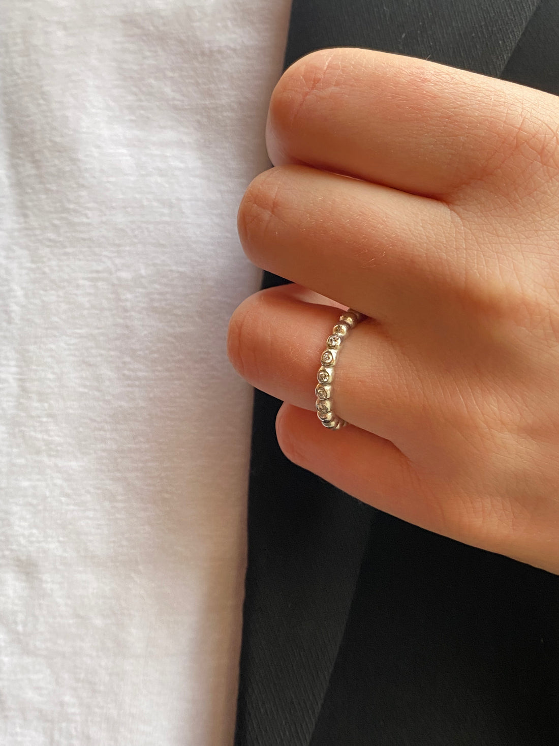 Ring - Kugletråd og brillanter