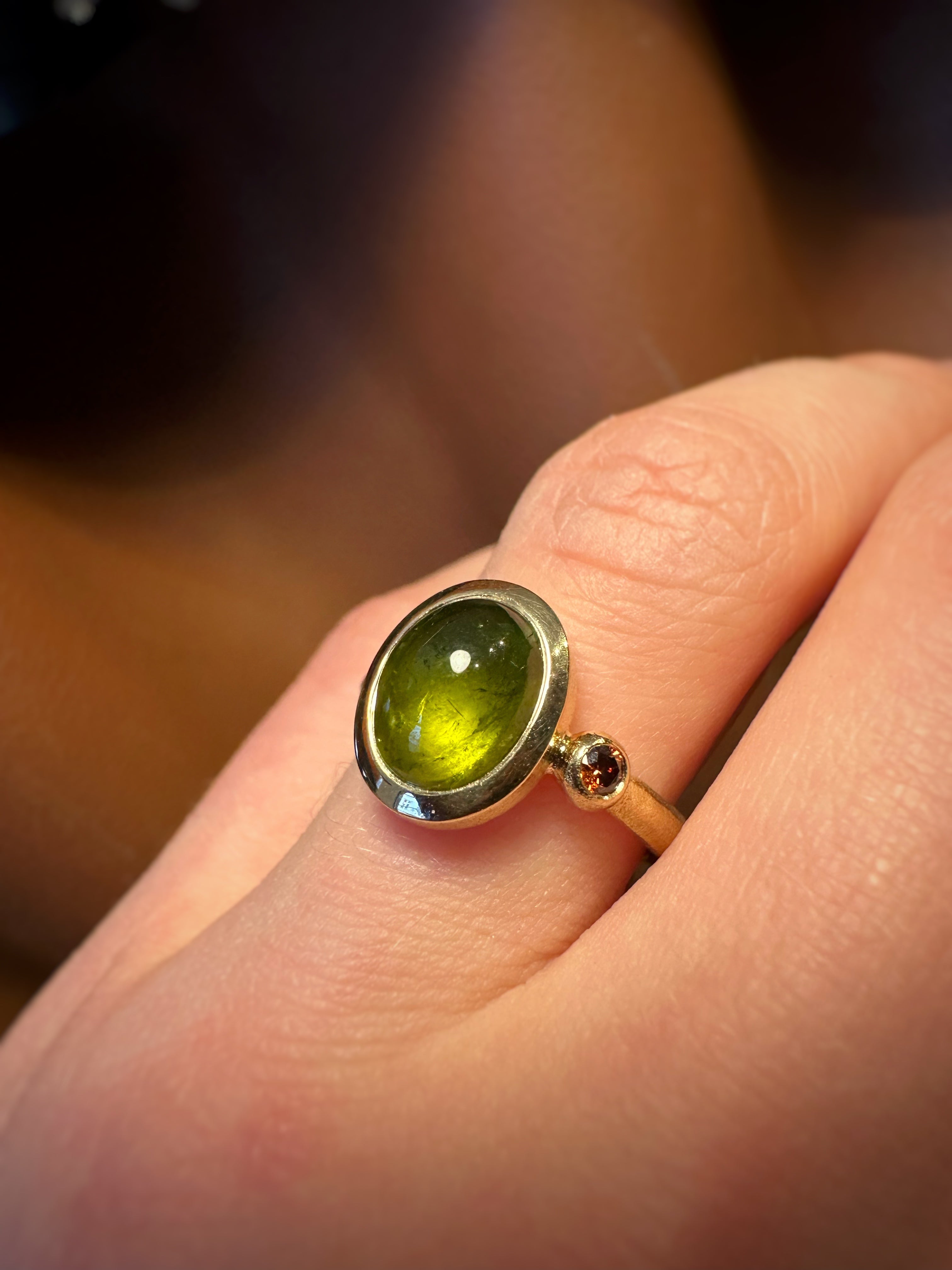 Bolchering - 18kt med Turmalin og diamant