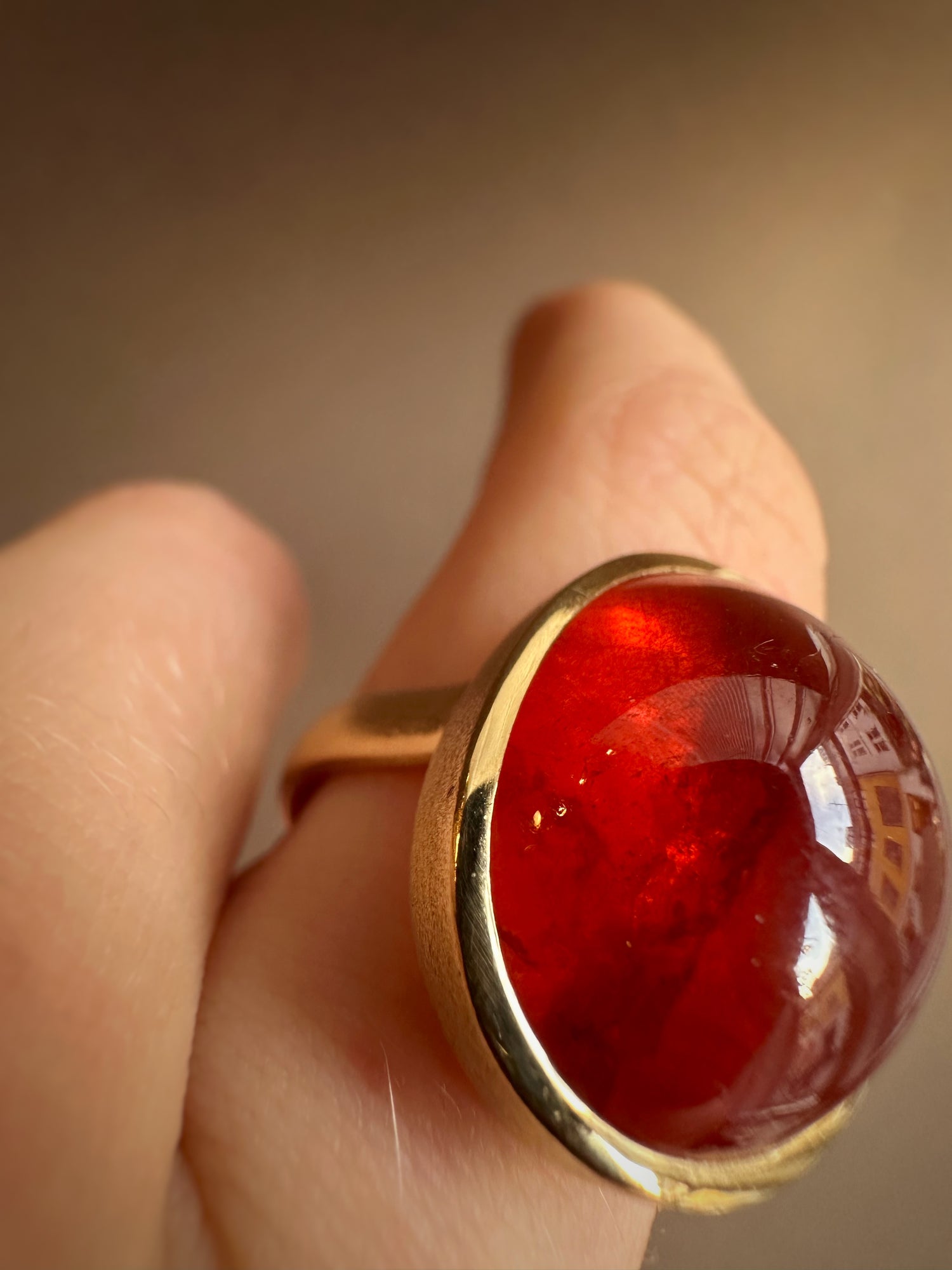 Bolchering - 18kt med mandarin granat