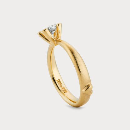 Ring - &