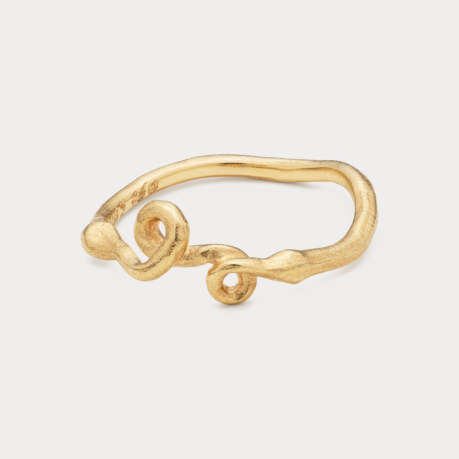 Ring - dobbelt krølle 18 kt guld